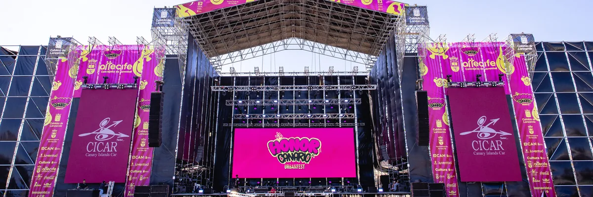 Escenario principal del Honor Canario Urban Fest en Arrecife, Lanzarote
