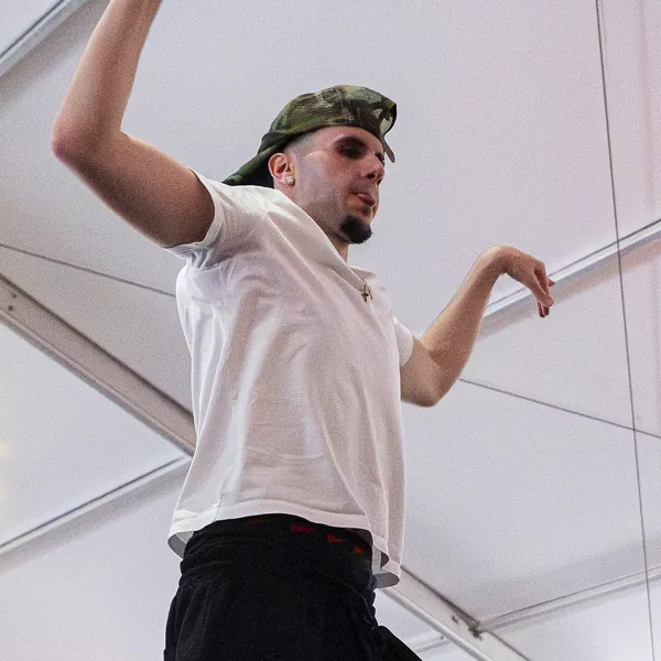 Mario en la Masterclass de Baile producida por Bermeja Producciones