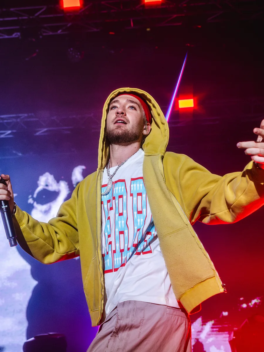 Lucho RK en concierto